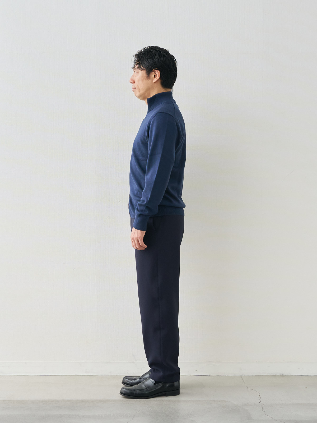 モデル 171cm 70kg ウエスト85cm サイズ L