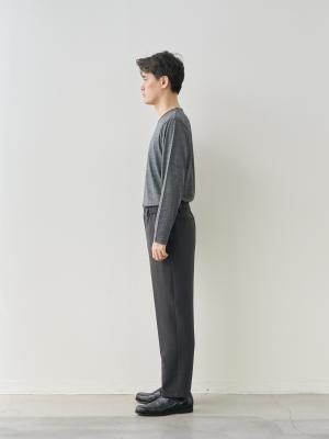 モデル 181cm 71kg ウエスト82cm サイズ L