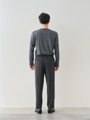 モデル 181cm 71kg ウエスト82cm サイズ L