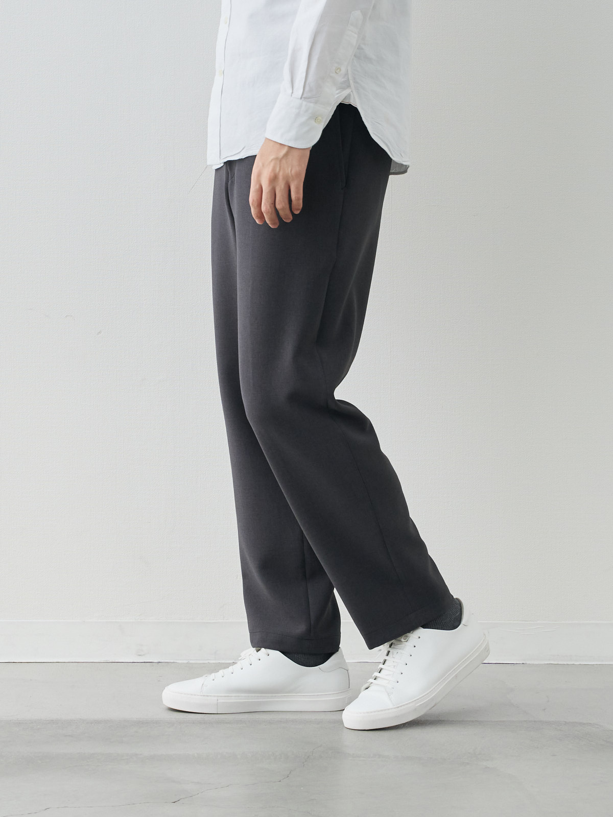 モデル 181cm 71kg ウエスト82cm サイズ L