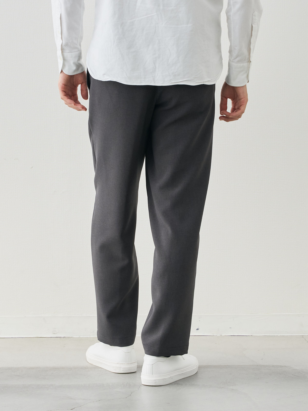 モデル 181cm 71kg ウエスト82cm サイズ L