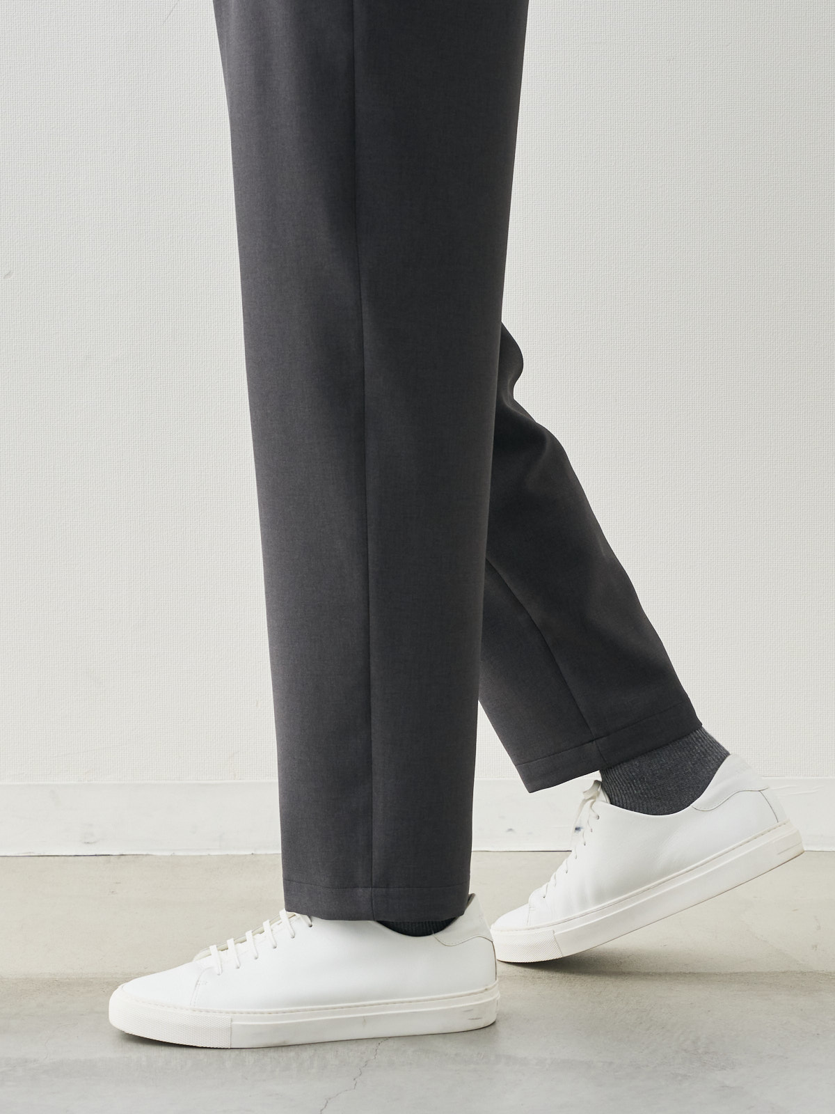 モデル 181cm 71kg ウエスト82cm サイズ L
