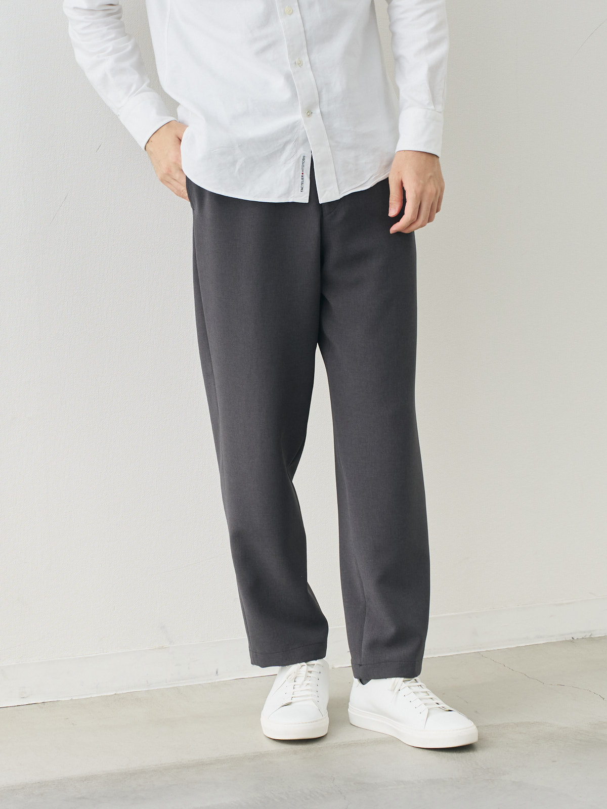 モデル 181cm 71kg ウエスト82cm サイズ L