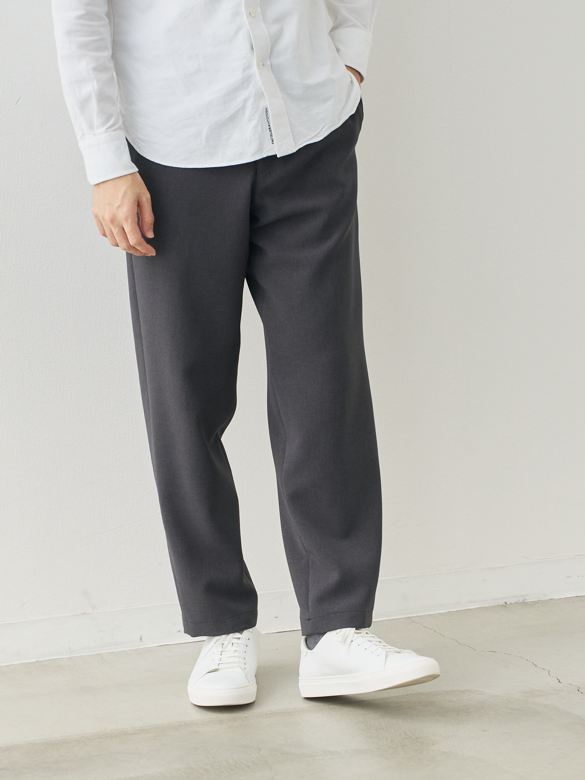 モデル 181cm 71kg ウエスト82cm サイズ L