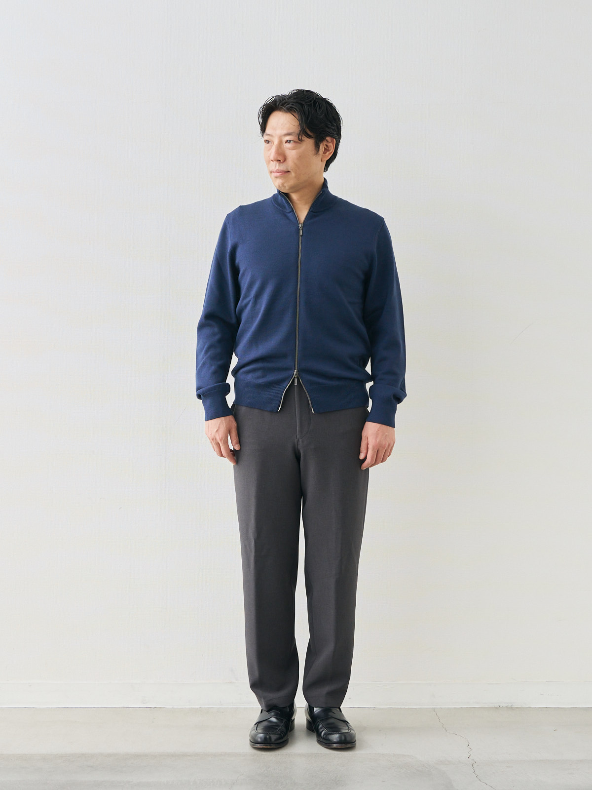 モデル 171cm 70kg ウエスト85cm サイズ M