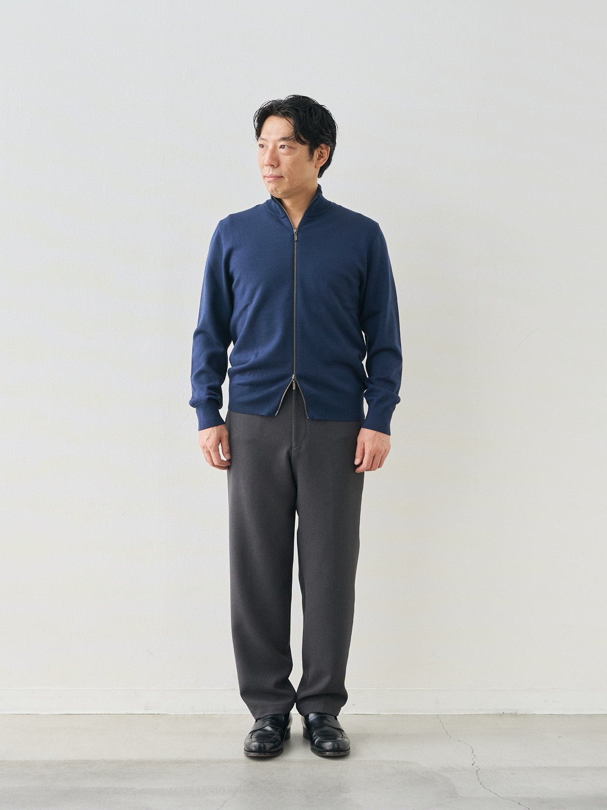 モデル 171cm 70kg ウエスト85cm サイズ L