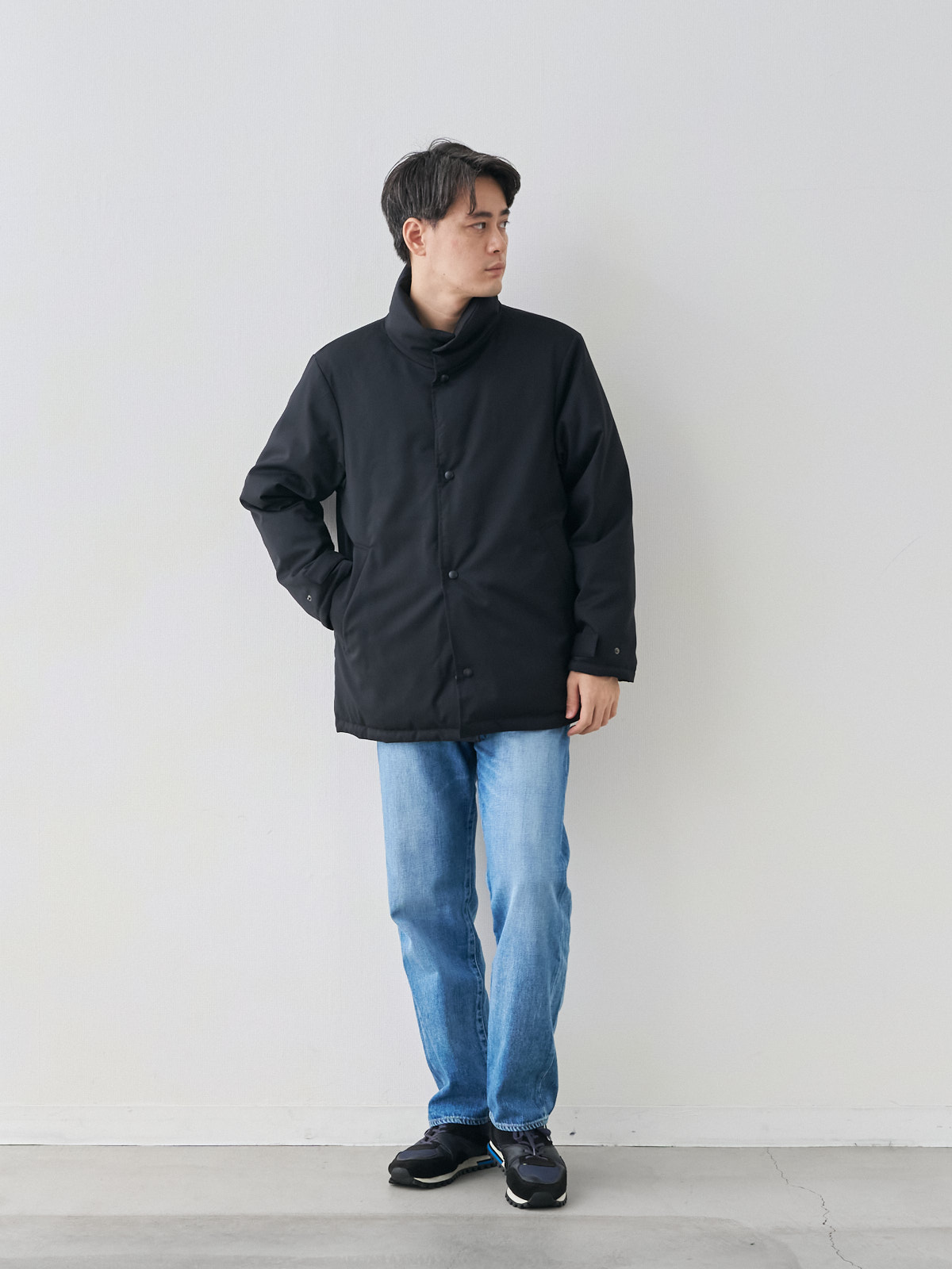 モデル 181cm 71kg ウエスト82cm サイズ L