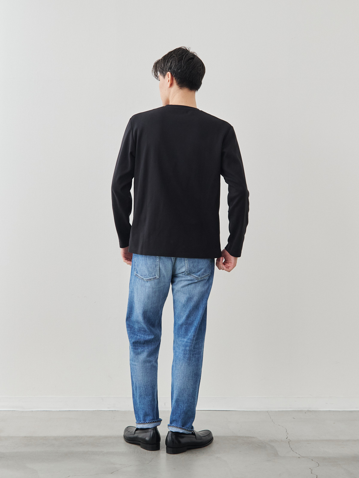 モデル 181cm 71kg サイズ L