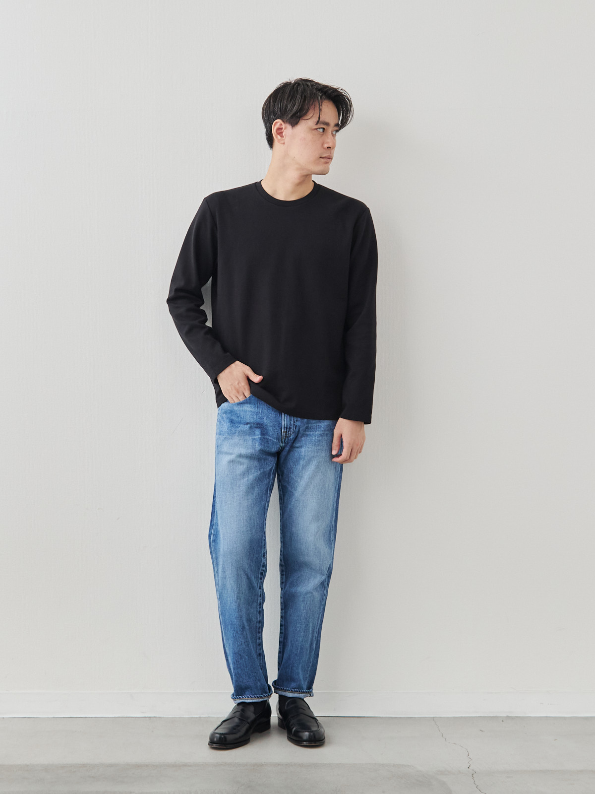 モデル 181cm 71kg サイズ L