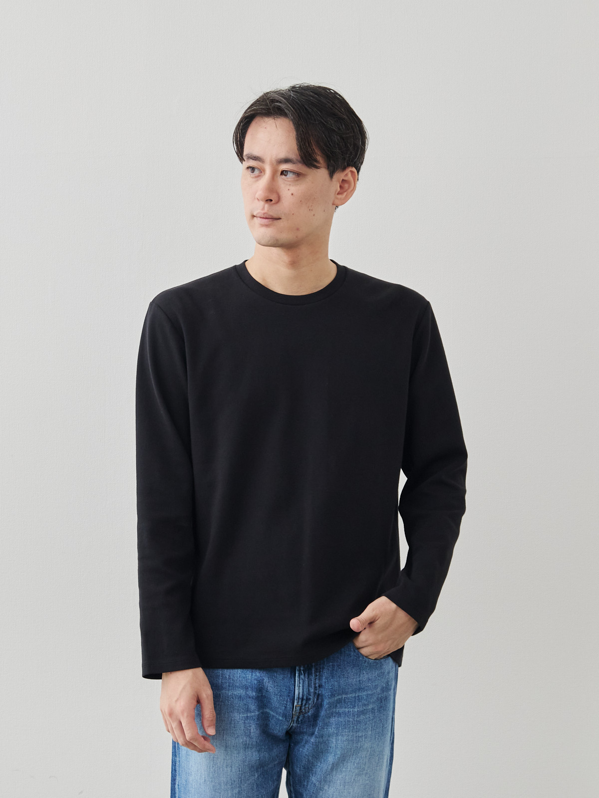 モデル 181cm 71kg サイズ L