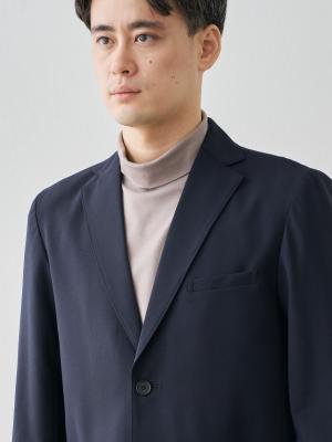 モデル 181cm 71kg ウエスト82cm サイズ L