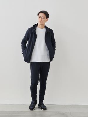 モデル 181cm 71kg サイズ L