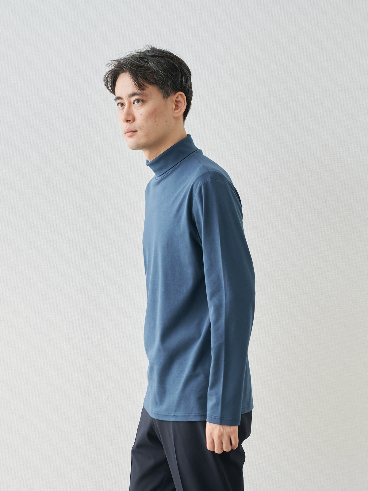 モデル 181cm 71kg ウエスト82cm サイズ L