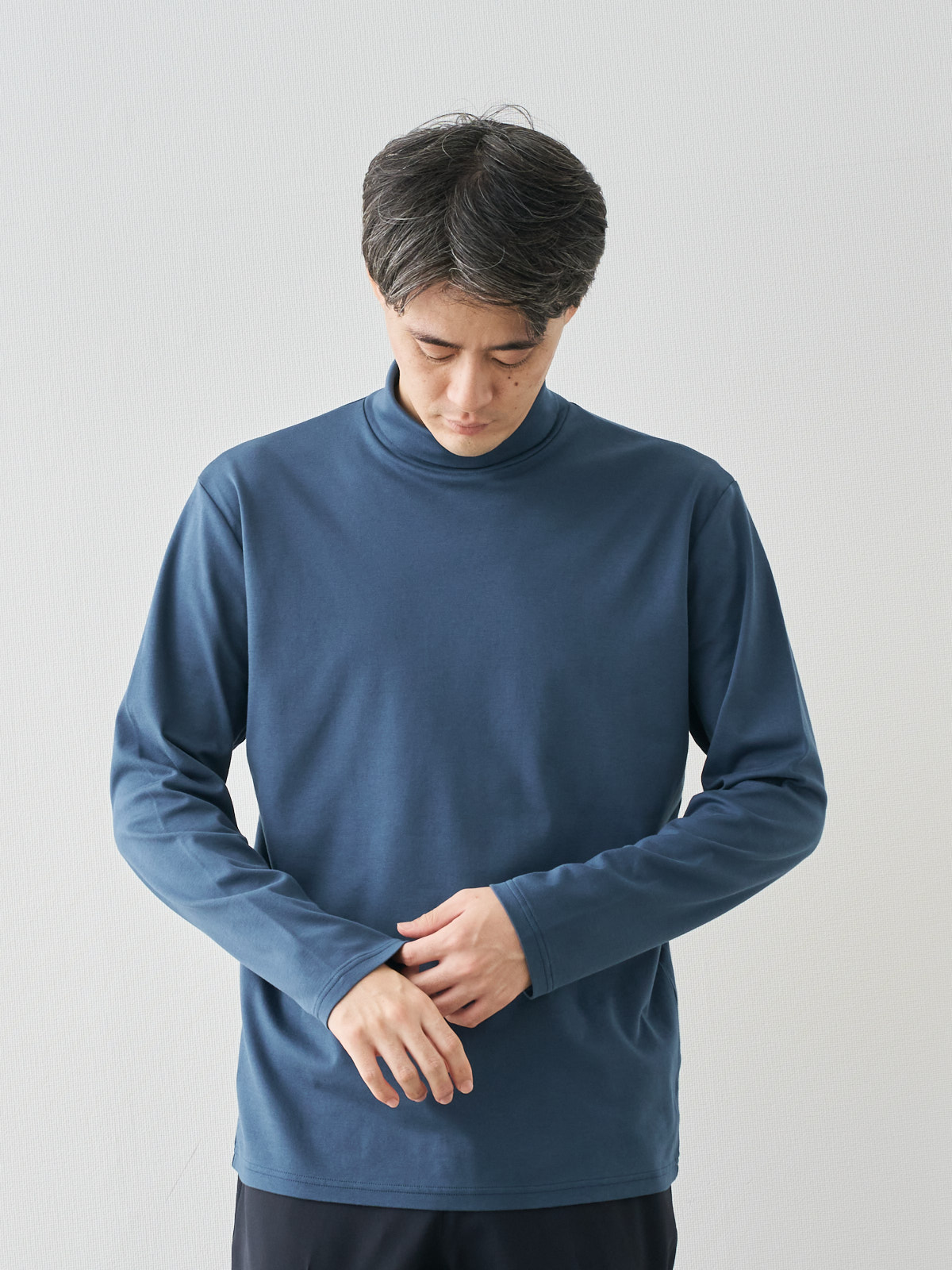 モデル 181cm 71kg ウエスト82cm サイズ L