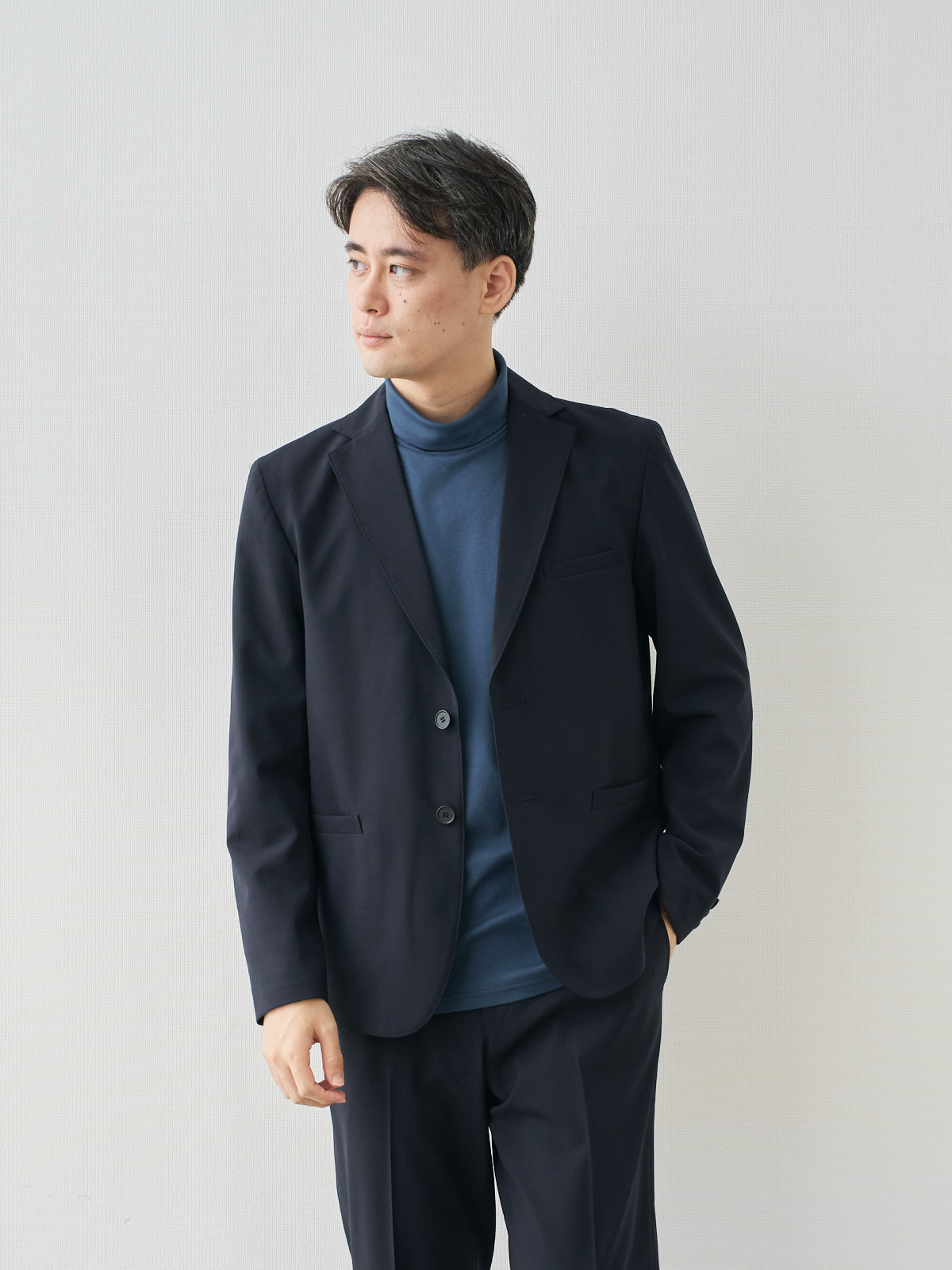 モデル 181cm 71kg ウエスト82cm サイズ L
