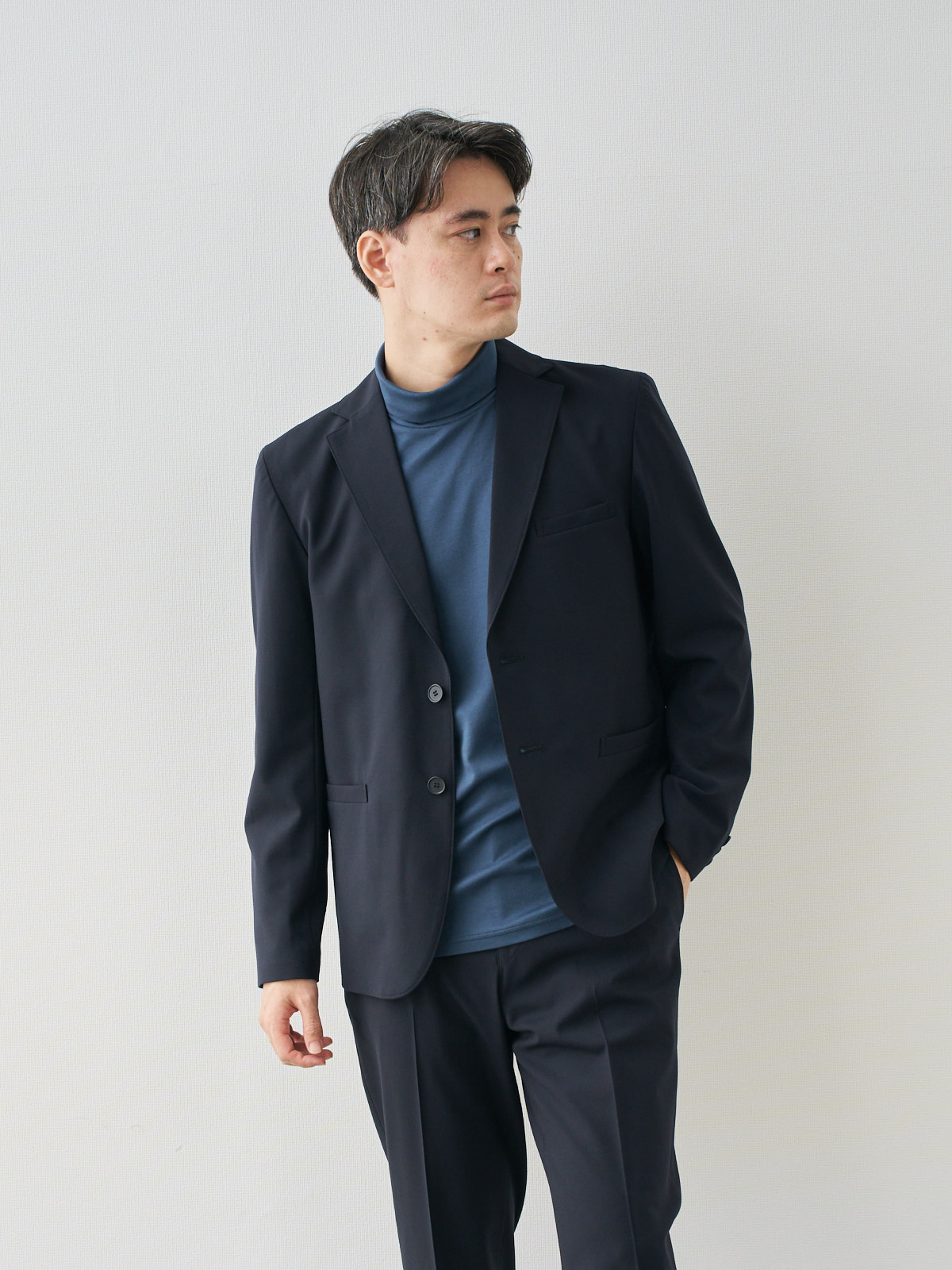 モデル 181cm 71kg ウエスト82cm サイズ L