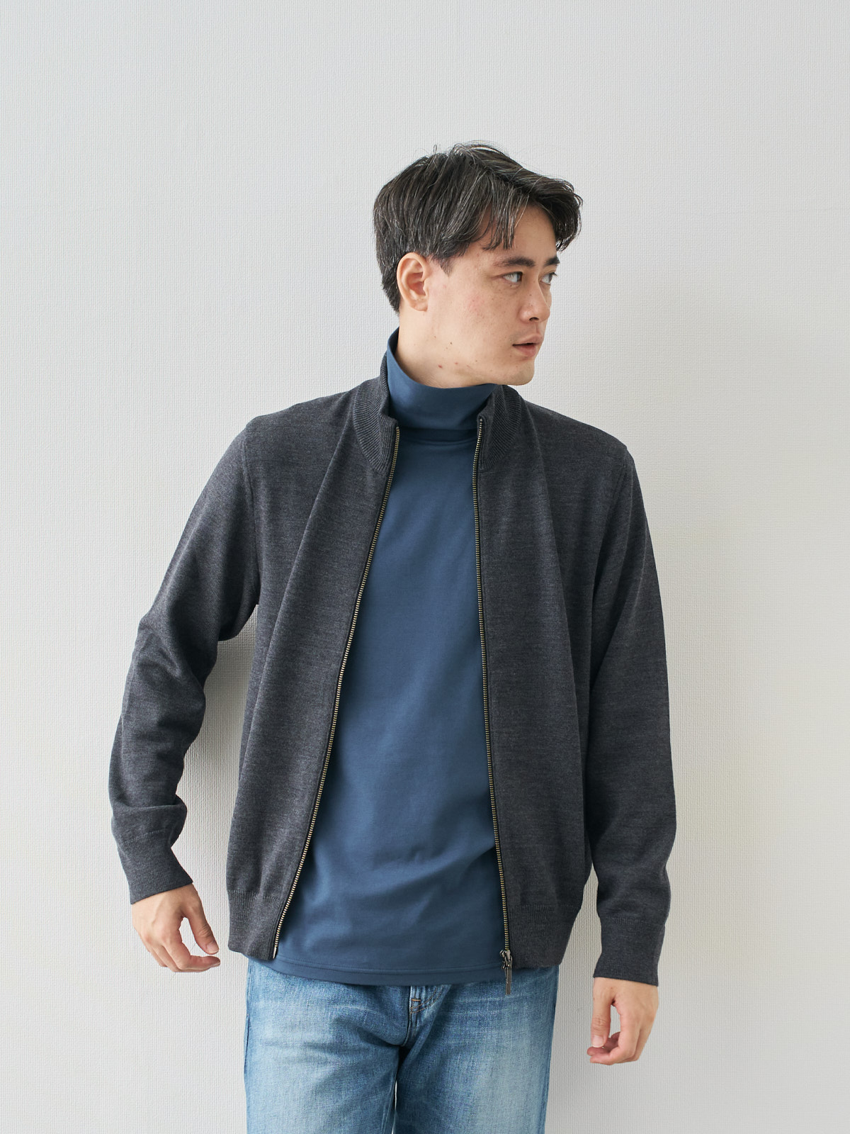 モデル 181cm 71kg ウエスト82cm サイズ L