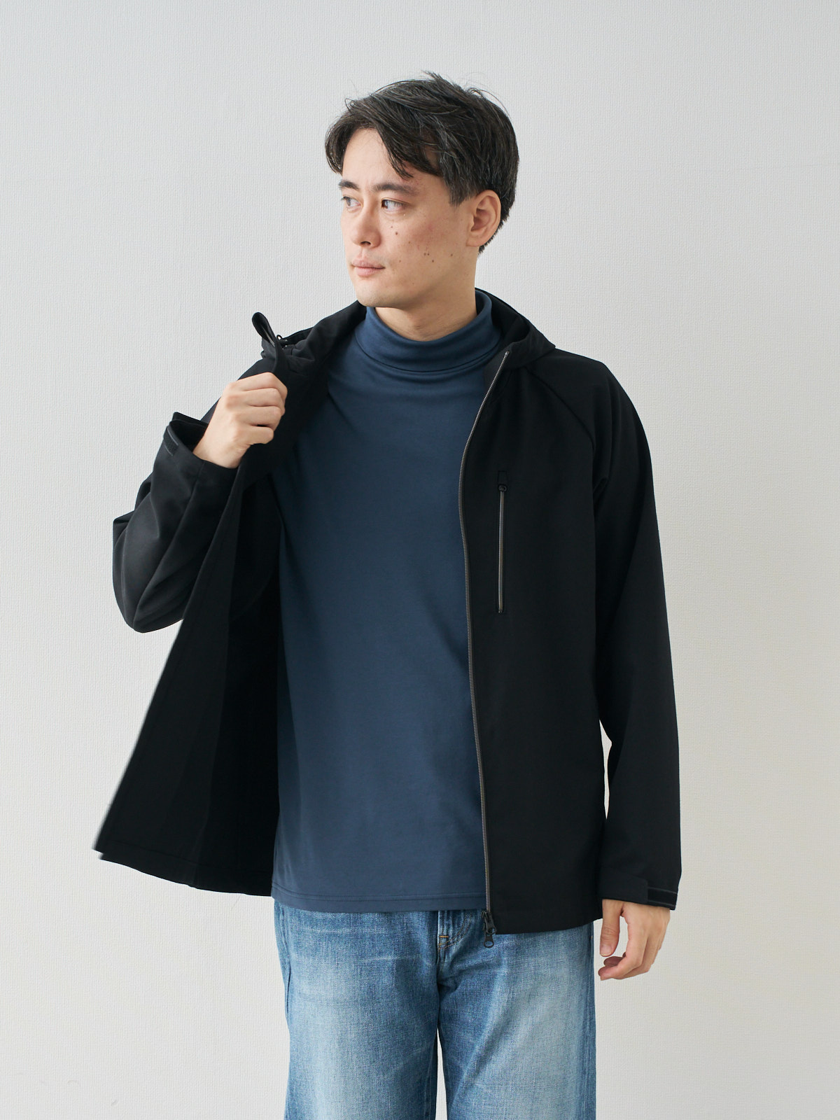 モデル 181cm 71kg ウエスト82cm サイズ L