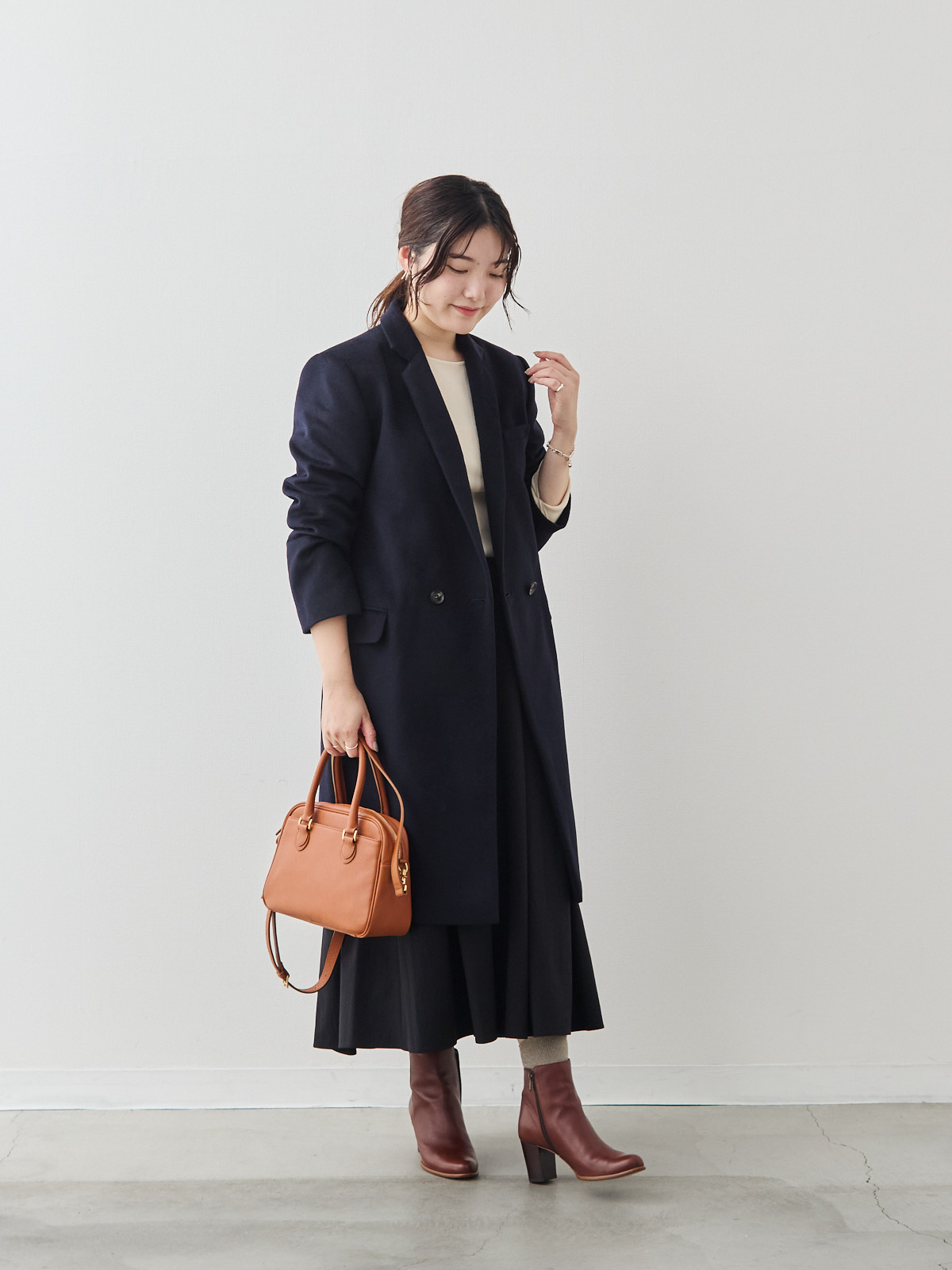 カシミヤブレンドチェスターコート/ネイビー モデル 164cm サイズ 40