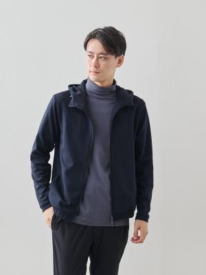 モデル 181cm 71kg サイズ L