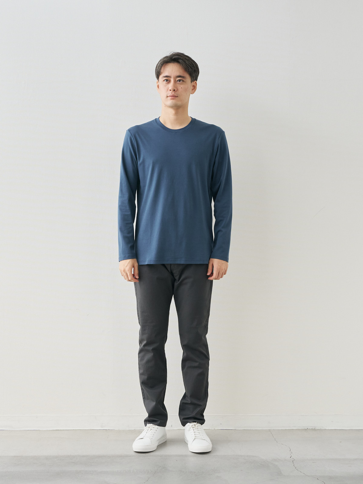 モデル 181cm 71kg ウエスト82cm サイズ L