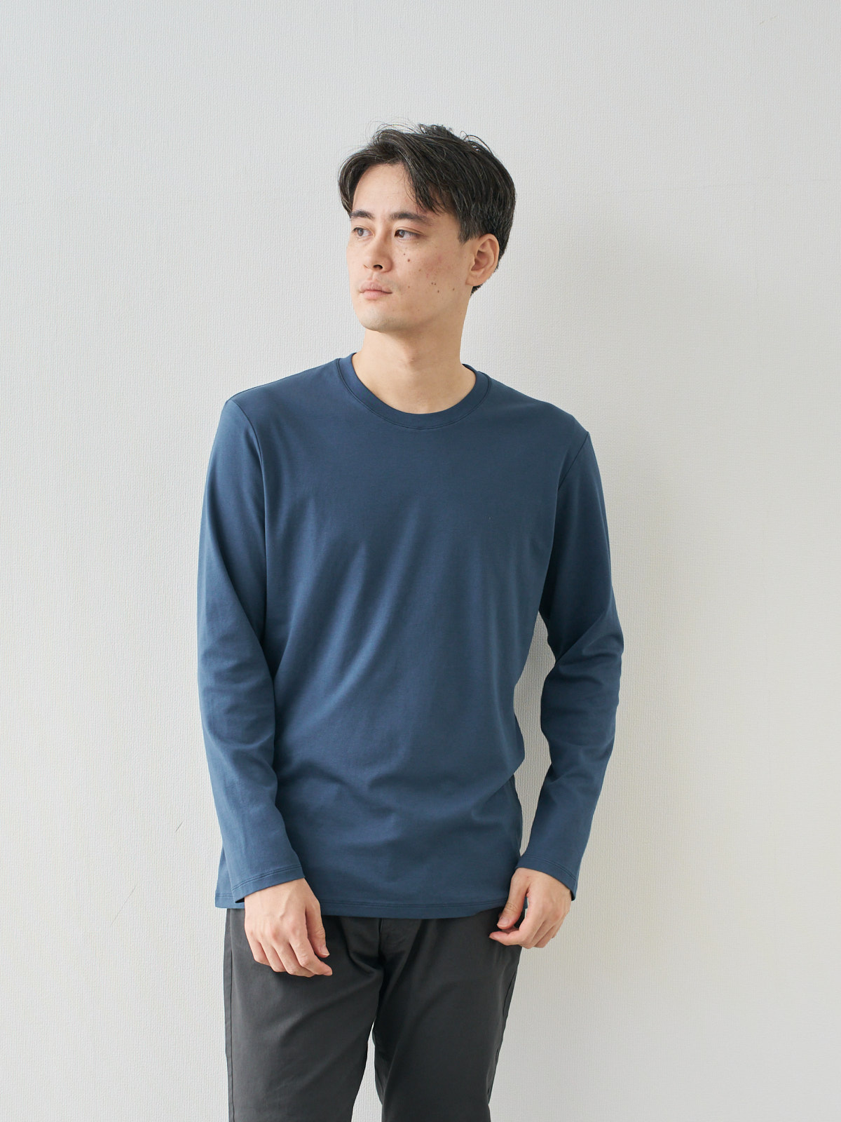 モデル 181cm 71kg ウエスト82cm サイズ L