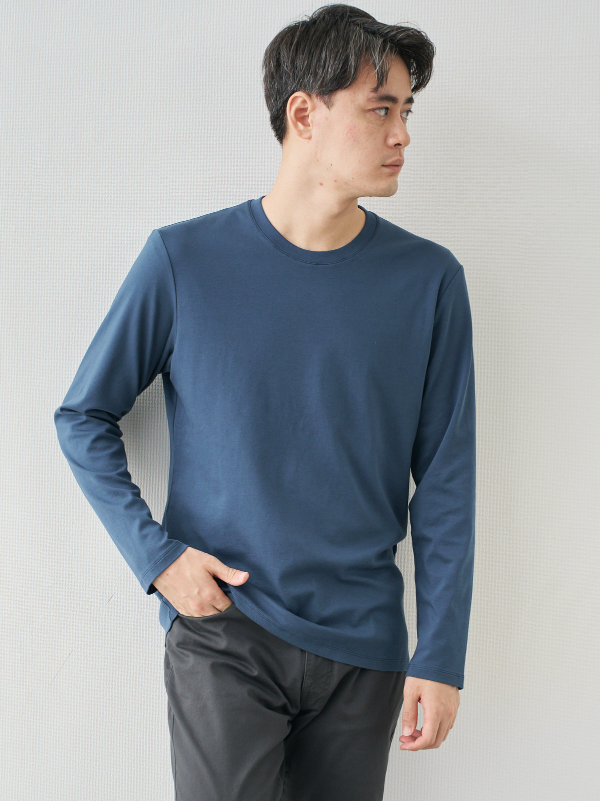 モデル 181cm 71kg ウエスト82cm サイズ L