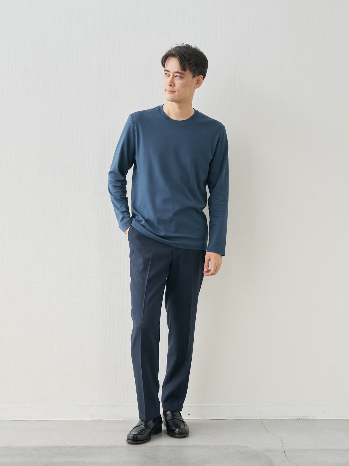 モデル 181cm 71kg ウエスト82cm サイズ L
