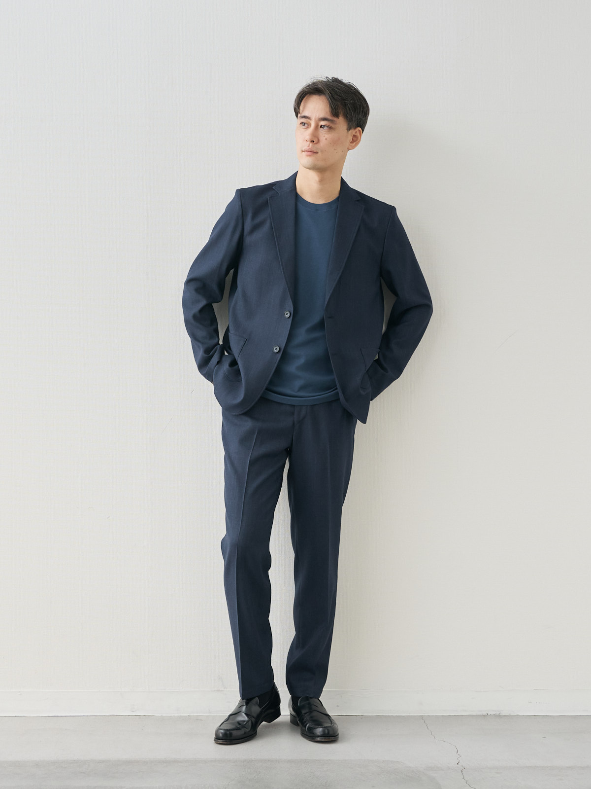 モデル 181cm 71kg ウエスト82cm サイズ L