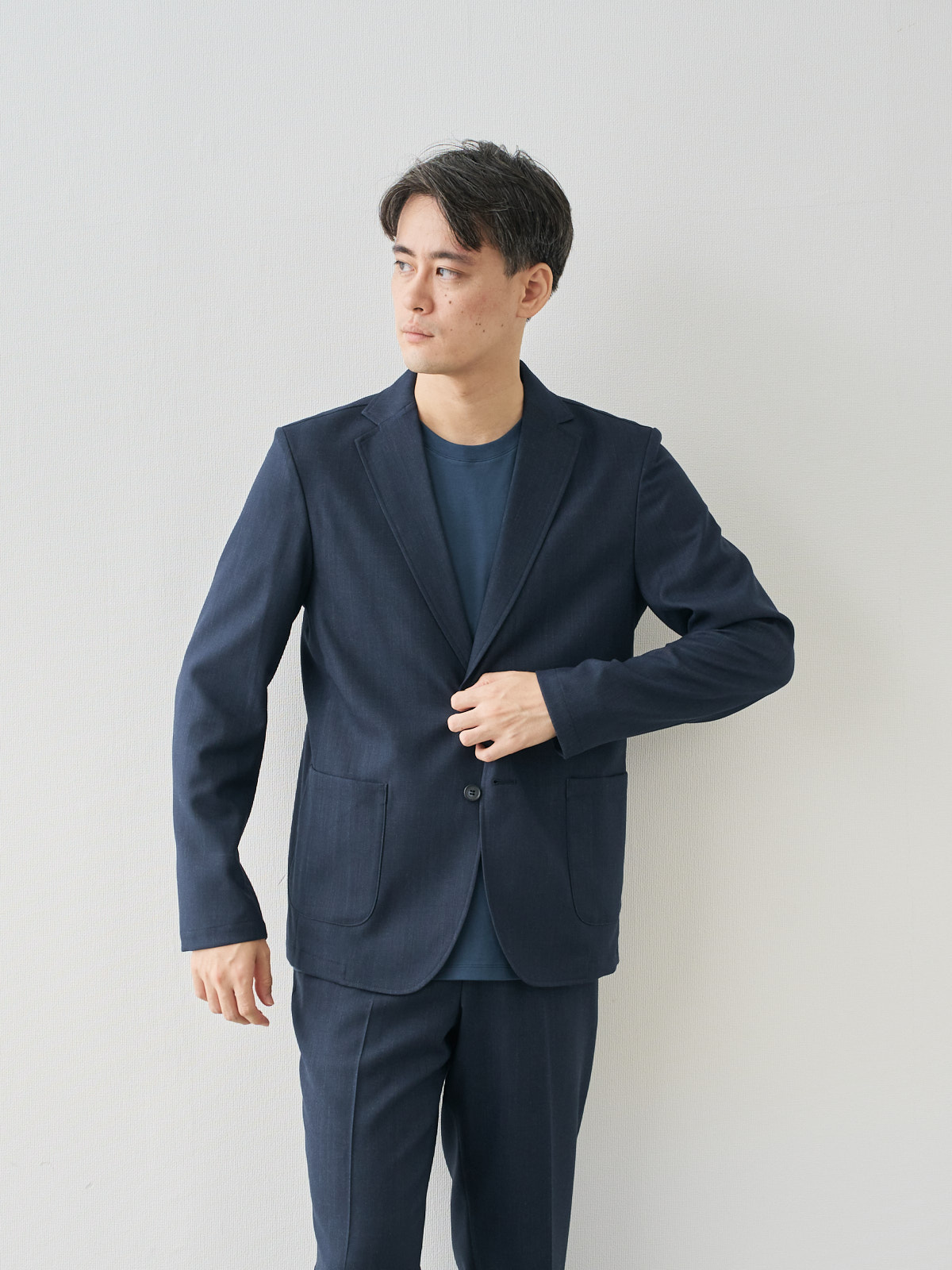 モデル 181cm 71kg ウエスト82cm サイズ L