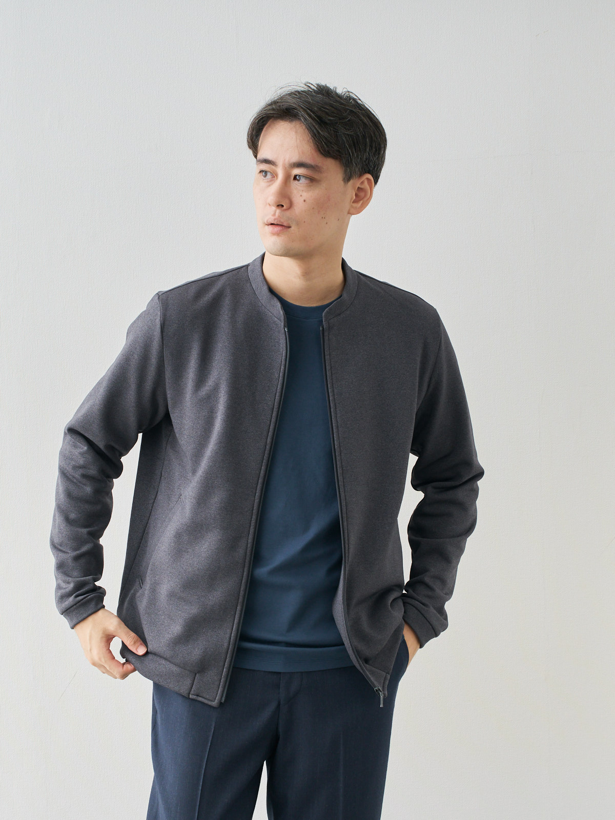 モデル 181cm 71kg ウエスト82cm サイズ L
