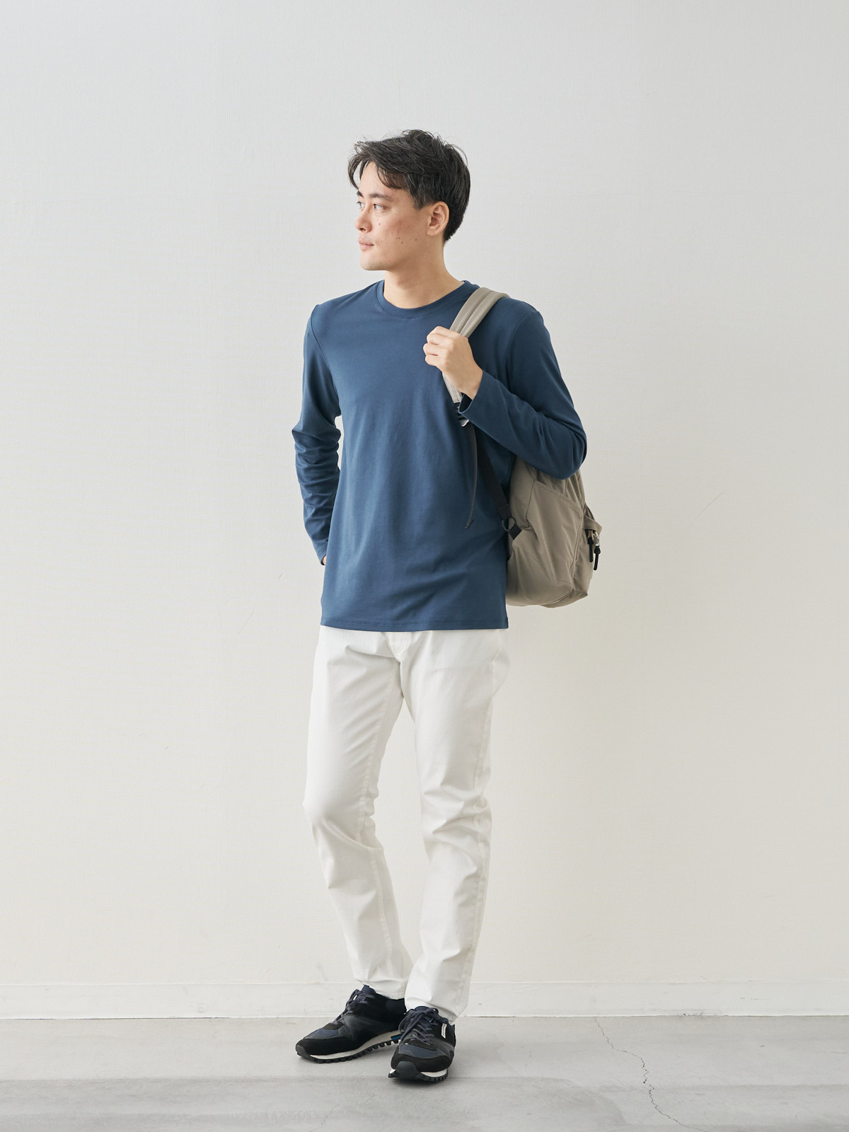 モデル 181cm 71kg ウエスト82cm サイズ L