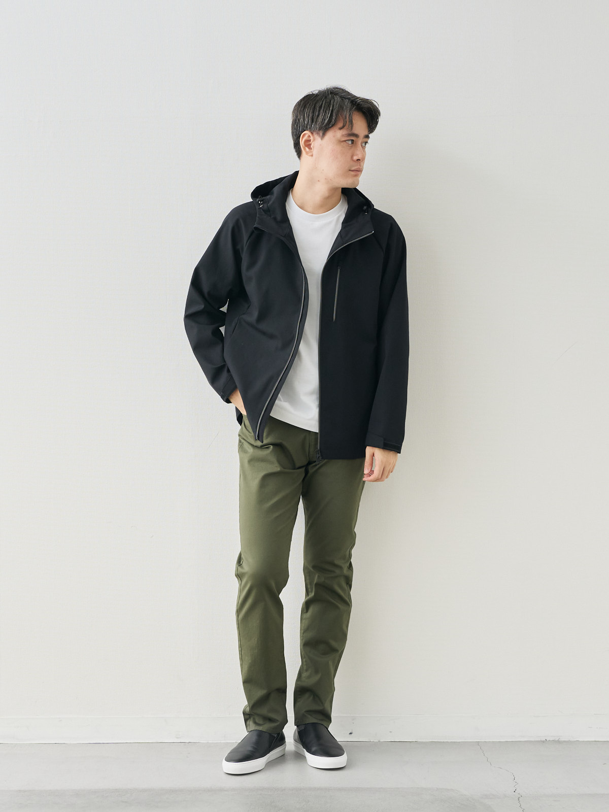 モデル 181cm 71kg ウエスト82cm サイズ L