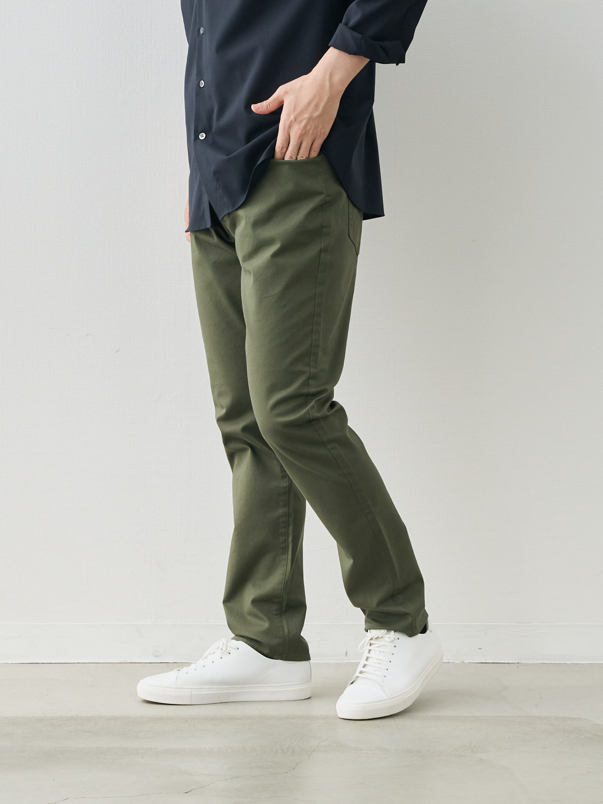 モデル 181cm 71kg ウエスト82cm サイズ L