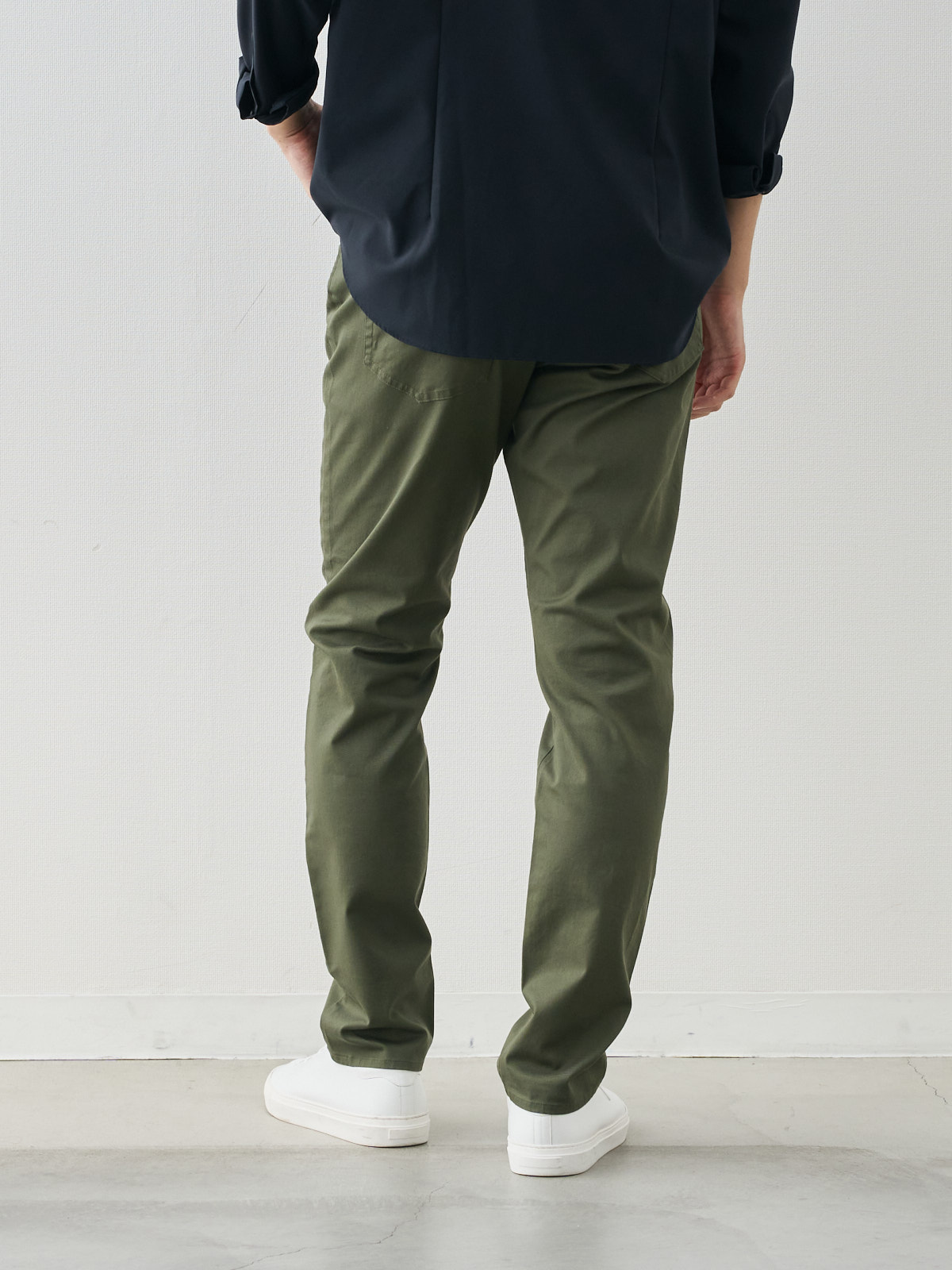 モデル 181cm 71kg ウエスト82cm サイズ L