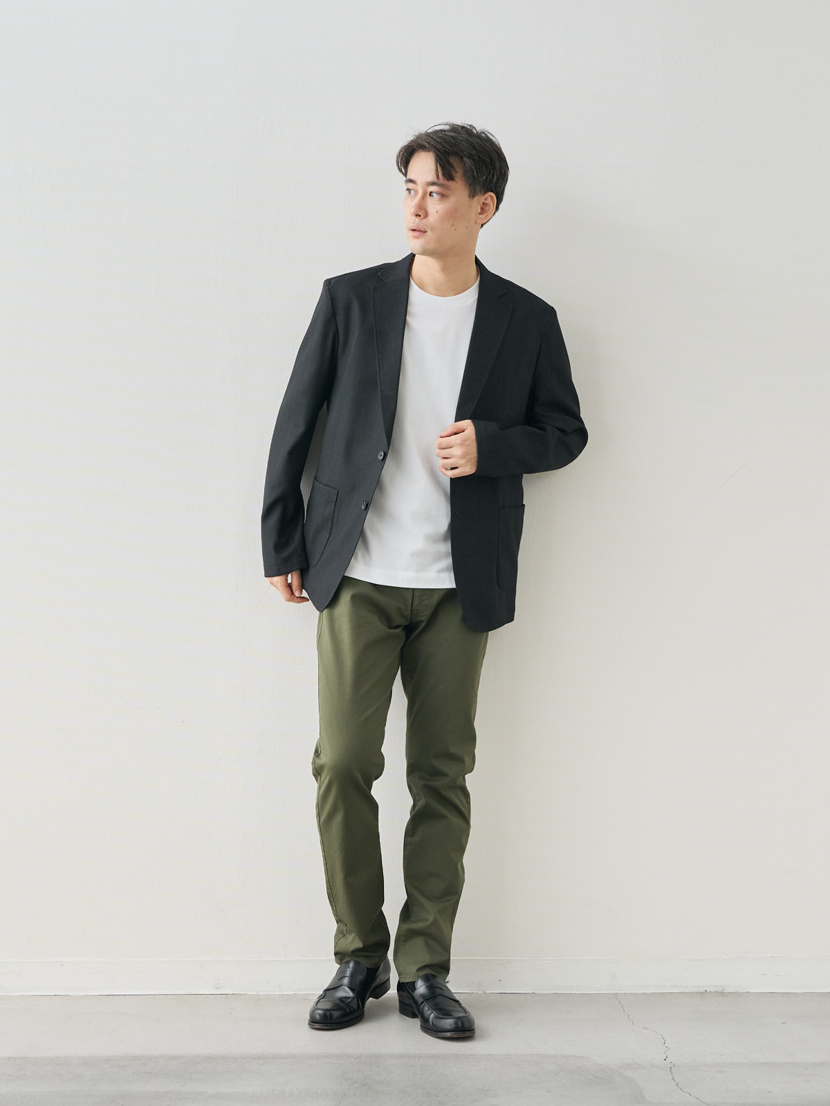 モデル 181cm 71kg ウエスト82cm サイズ L