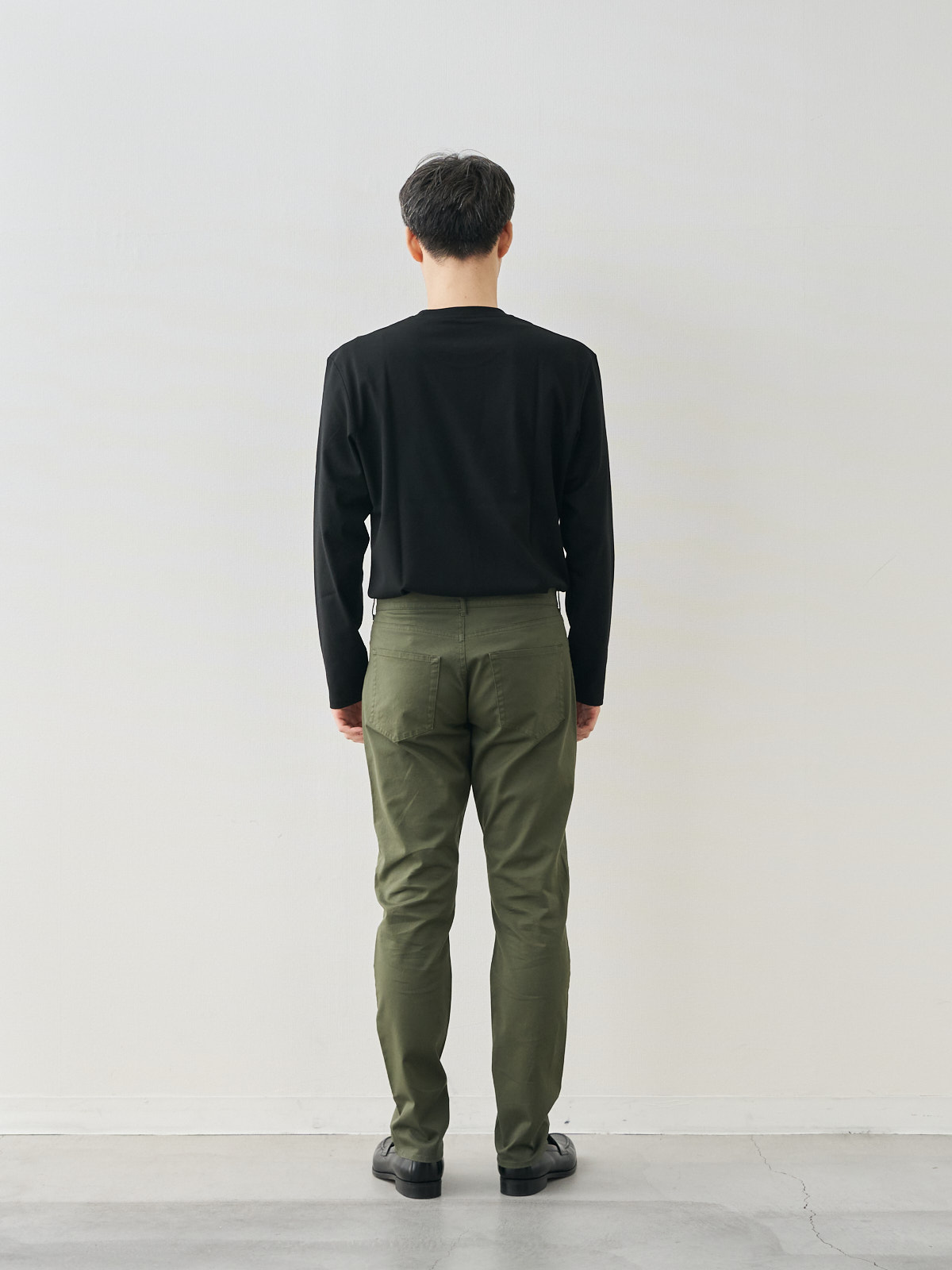 モデル 181cm 71kg ウエスト82cm サイズ L
