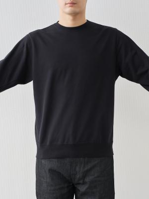 モデル 181cm 71kg ウエスト82cm サイズ L