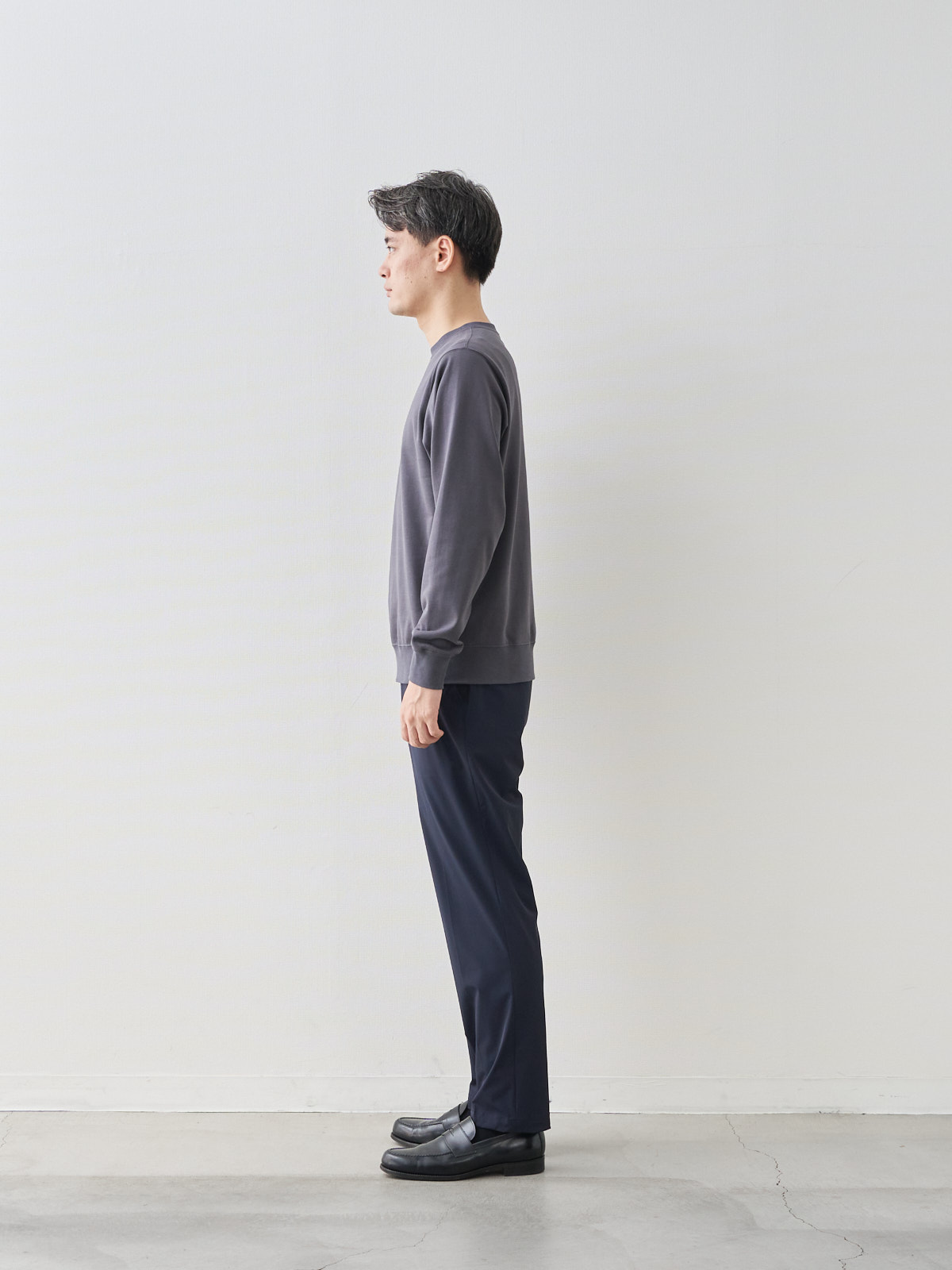 モデル 181cm 71kg ウエスト82cm サイズ L