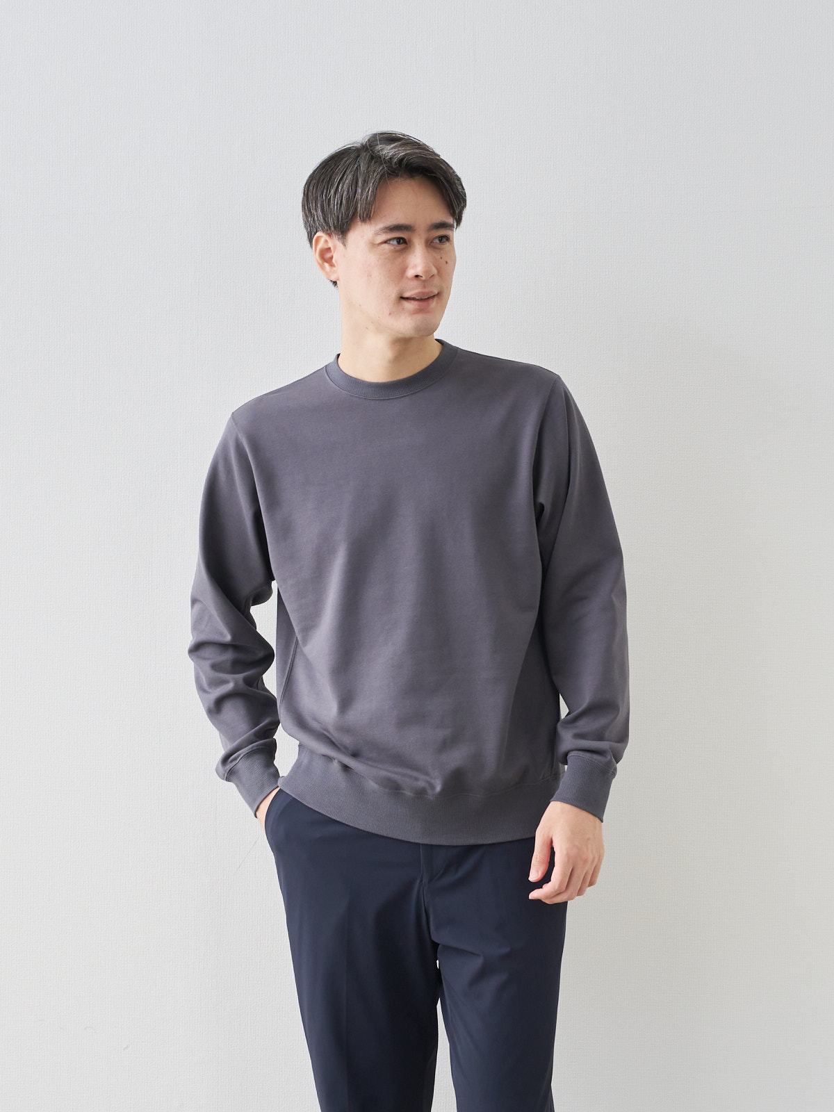 モデル 181cm 71kg ウエスト82cm サイズ L