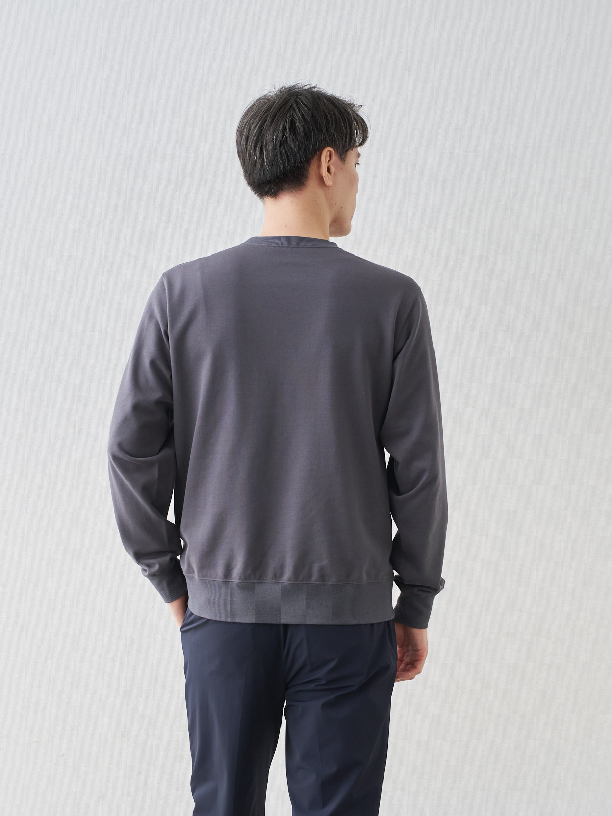 モデル 181cm 71kg ウエスト82cm サイズ L