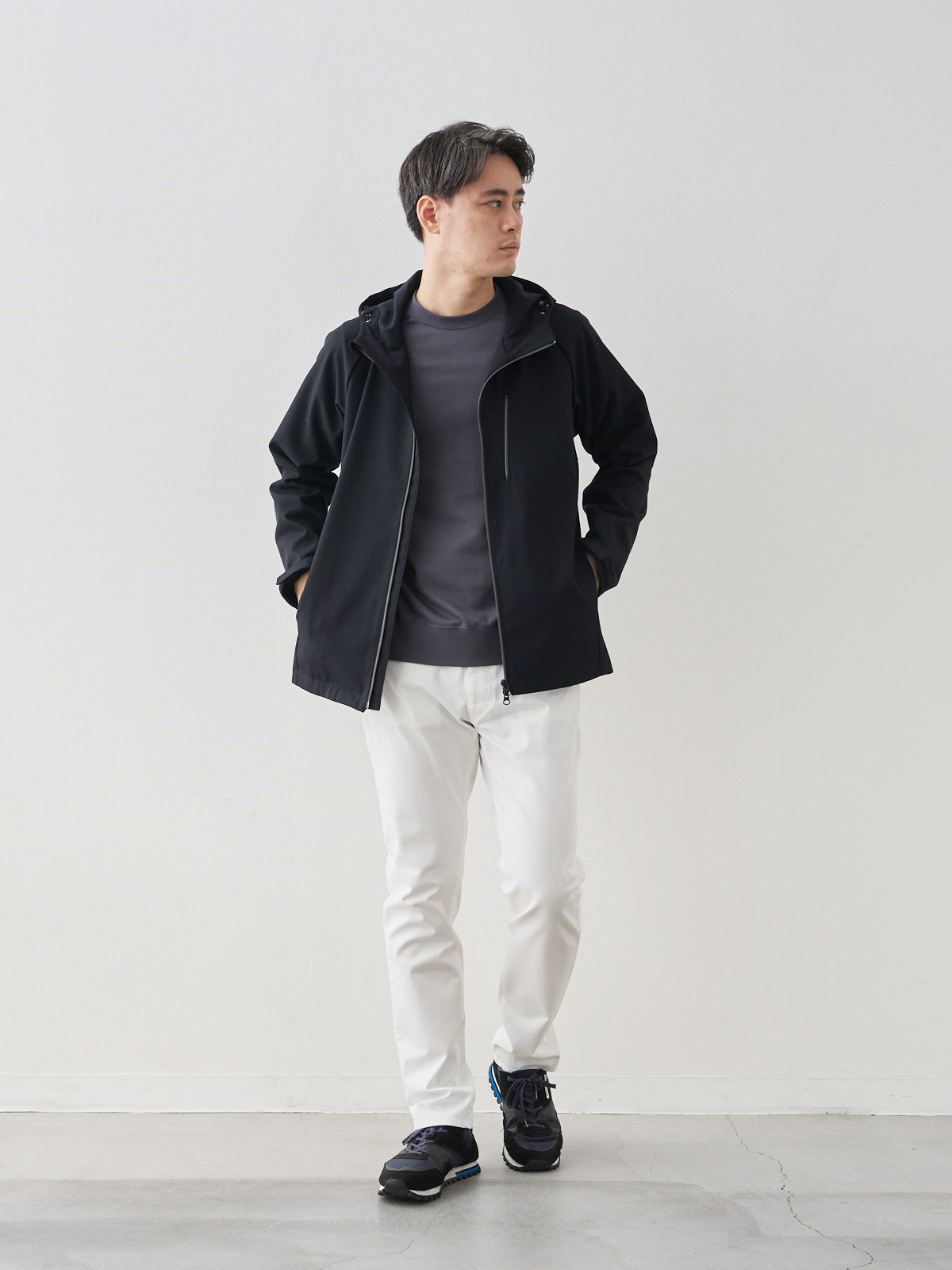 モデル 181cm 71kg ウエスト82cm サイズ L