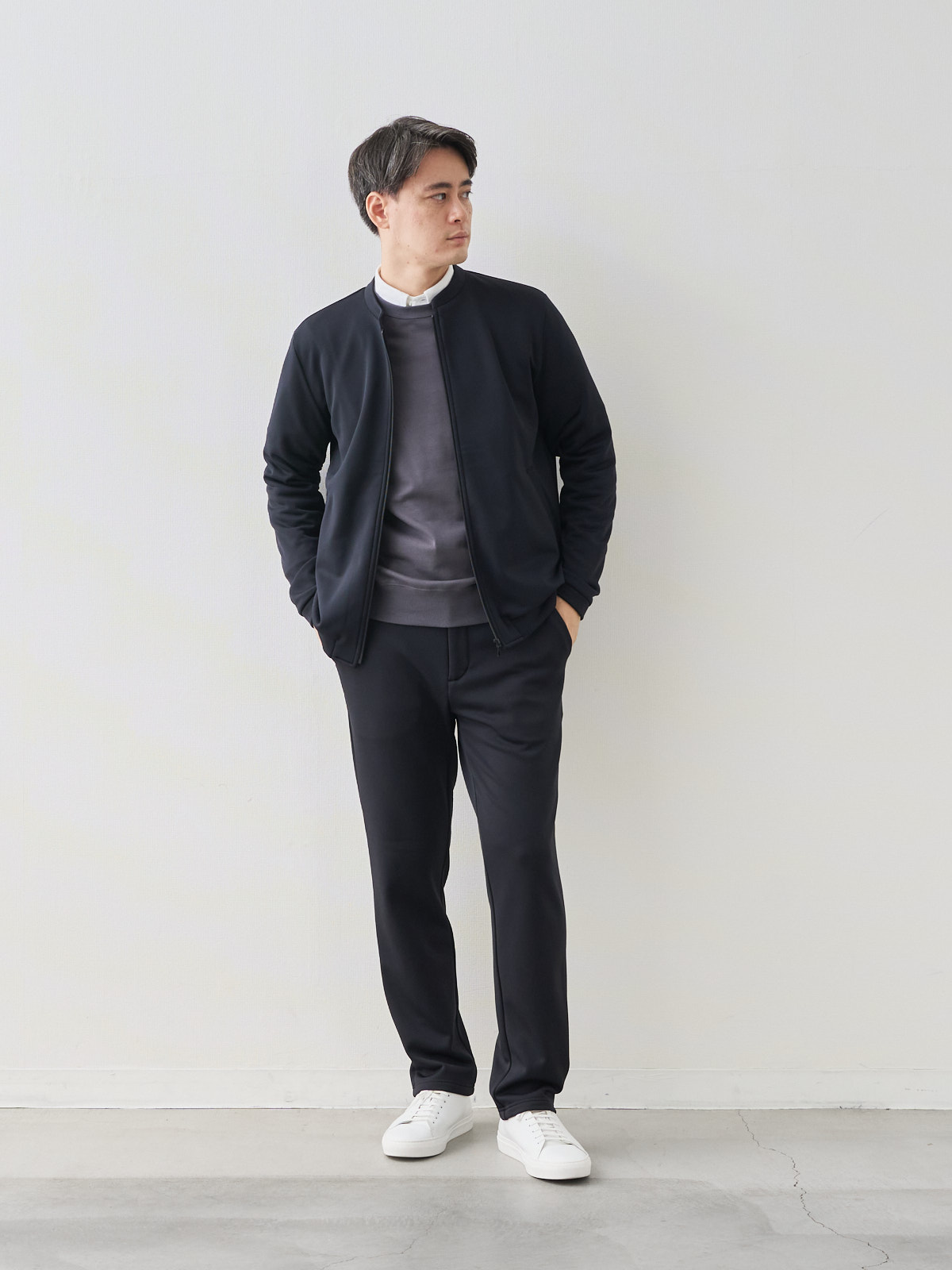 モデル 181cm 71kg ウエスト82cm サイズ L