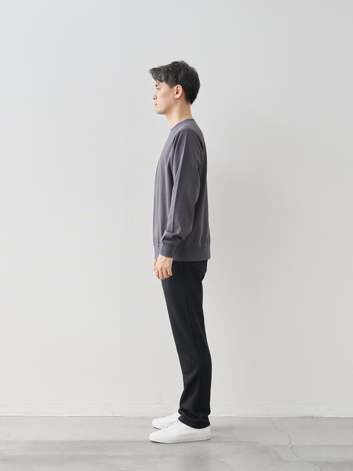 モデル 181cm 71kg ウエスト82cm サイズ LL