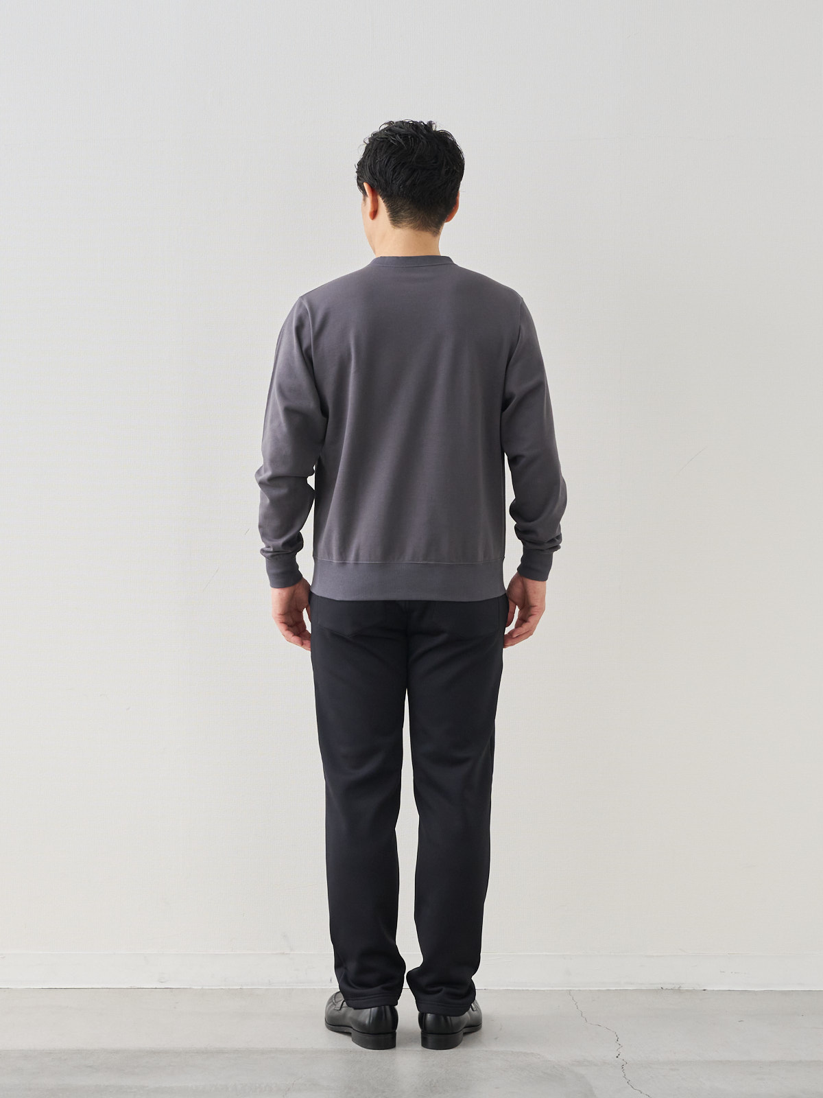 モデル 171cm 70kg ウエスト85cm サイズ M