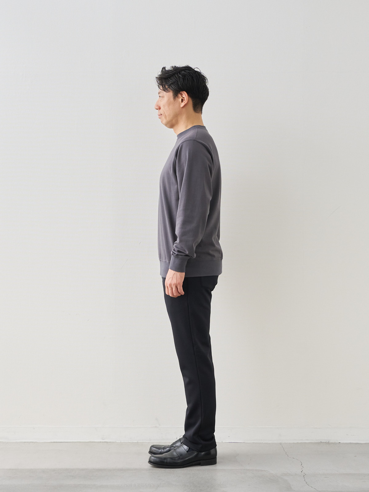 モデル 171cm 70kg ウエスト85cm サイズ L