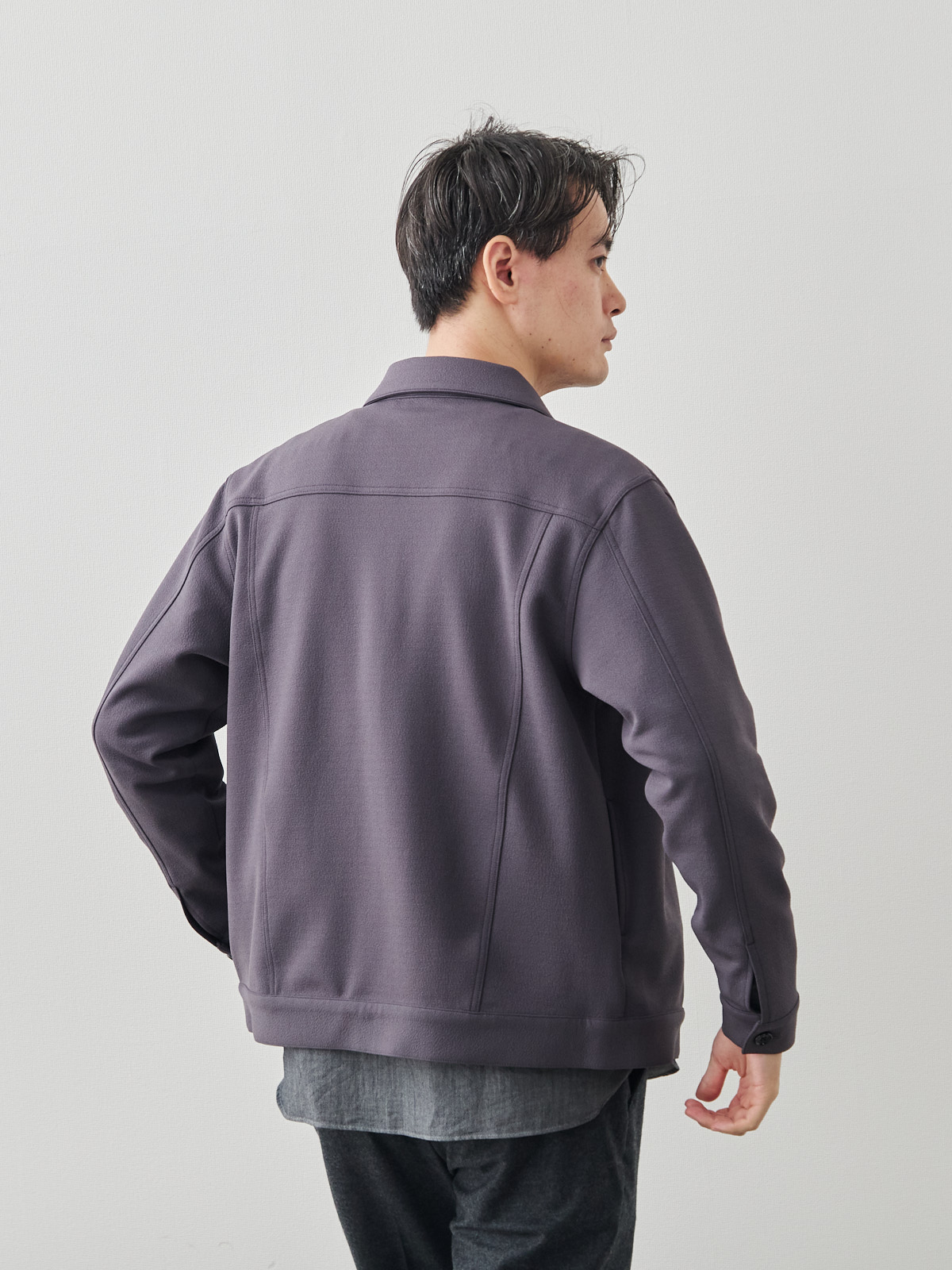 モデル 181cm 71kg サイズ L