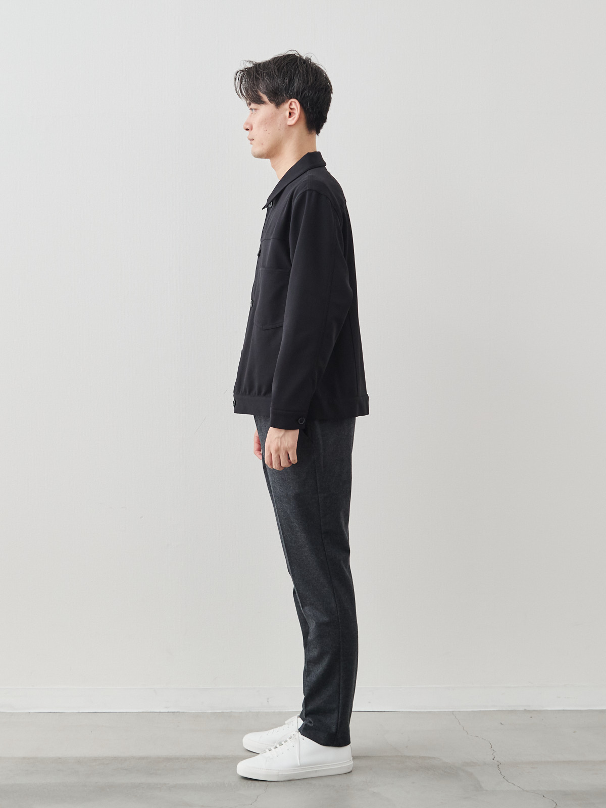 モデル 181cm 71kg サイズ LL