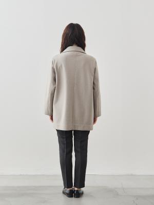 モデル 164cm サイズ 40