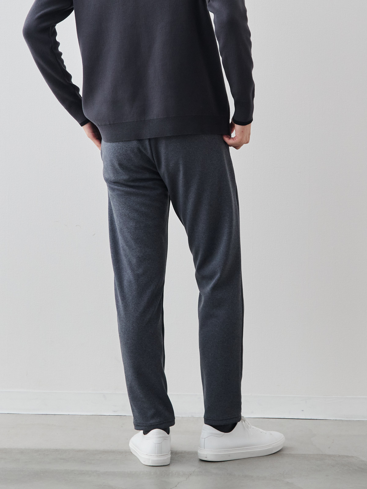 モデル 181cm 71kg サイズ L